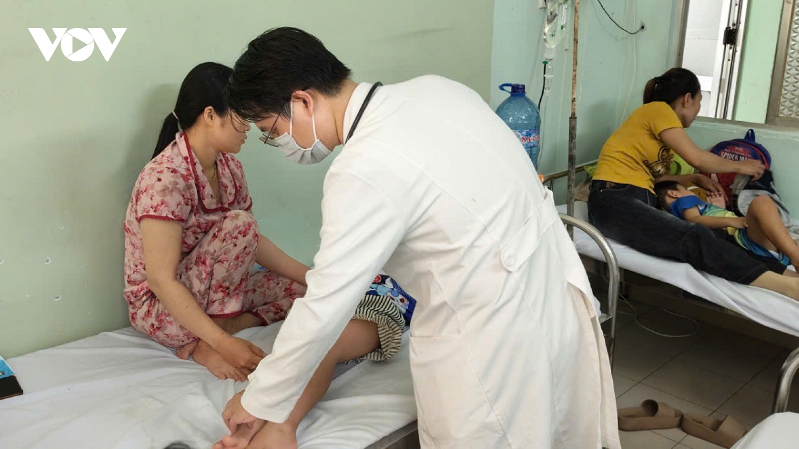 Lâm Đồng khẩn trương khắc phục hậu quả mưa lũ, đối phó nguy cơ dịch sốt xuất huyết